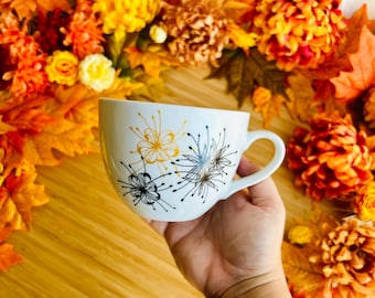 Big cup Japanese spider lily hand decorated tea cup czech porcelain japanese fall painting coffee mug white gold gift idea 480 ml