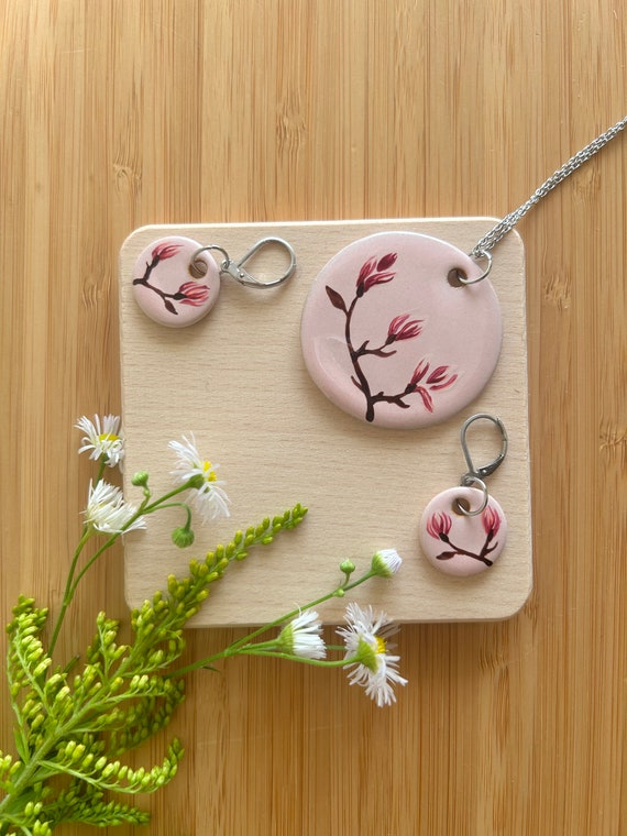 Magnolia set of jewelry Handpainted ceramic neckl… - image 3