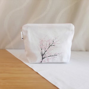 Borsa cosmetica con cerniera "Mattina sotto l'albero di Sakura" giapponese minimalista pratica piccola fioritura di cotone regalo di compleanno di Natale per la sua amica