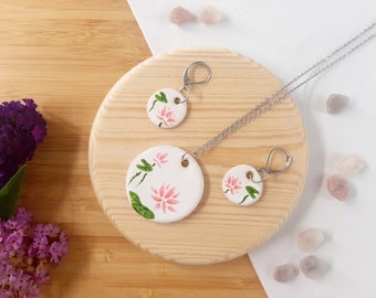 Handpainted ceramic set of jewelry lotus necklace set earrings white pendant pink flower earrings green leaves necklace painted ceramic gift