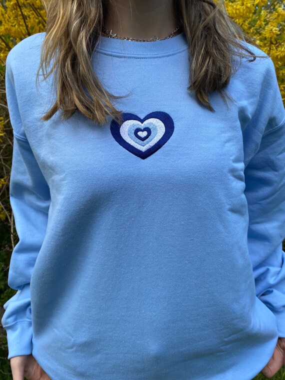 【すぐ届く/国内発】EMOTIONALLY UNAVAILABLE/HEART CREWNECK Heart Crewneck Sweatshirt | Inclusive Collective