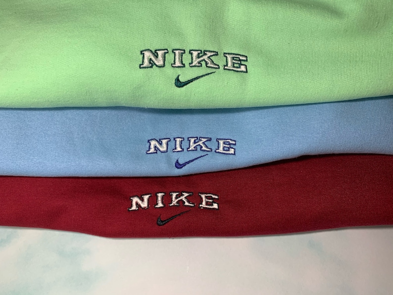 light blue nike vintage sweatshirt