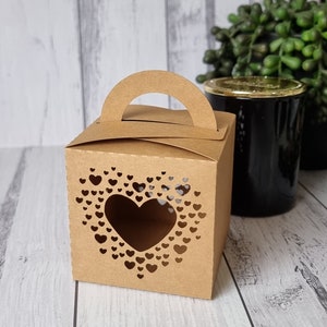 Herz der Herzen Giebelbox , Valentinstag, Geschenkbox, Liebe, Hochzeitsbevorzugung, CraftiSVG Heart Treat Box SVG.