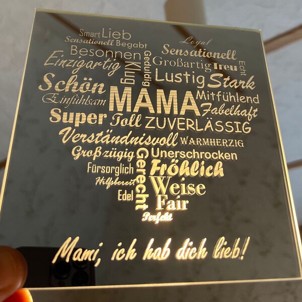 Muttertag Geschenk, Personalisierter Spiegel, 15x15 cm, Dekoration, Motiv Mama, Wunschgravur
