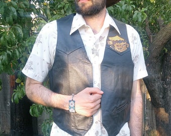 Vintage 70's Black Leather Vest with Python Snake detail / Western Pockets / Men's L / 40