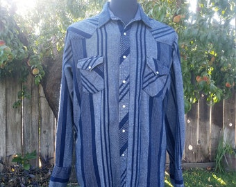 Vintage Wool Western Shirt / Plaid Navy Blue Stripes / long sleeve pearl snap up buttone / mens size XL