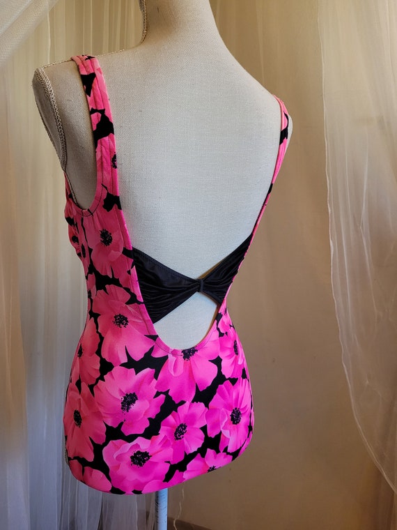 Hot Pink Poppies Vintage 1990's Swimsuit / Size M - image 2