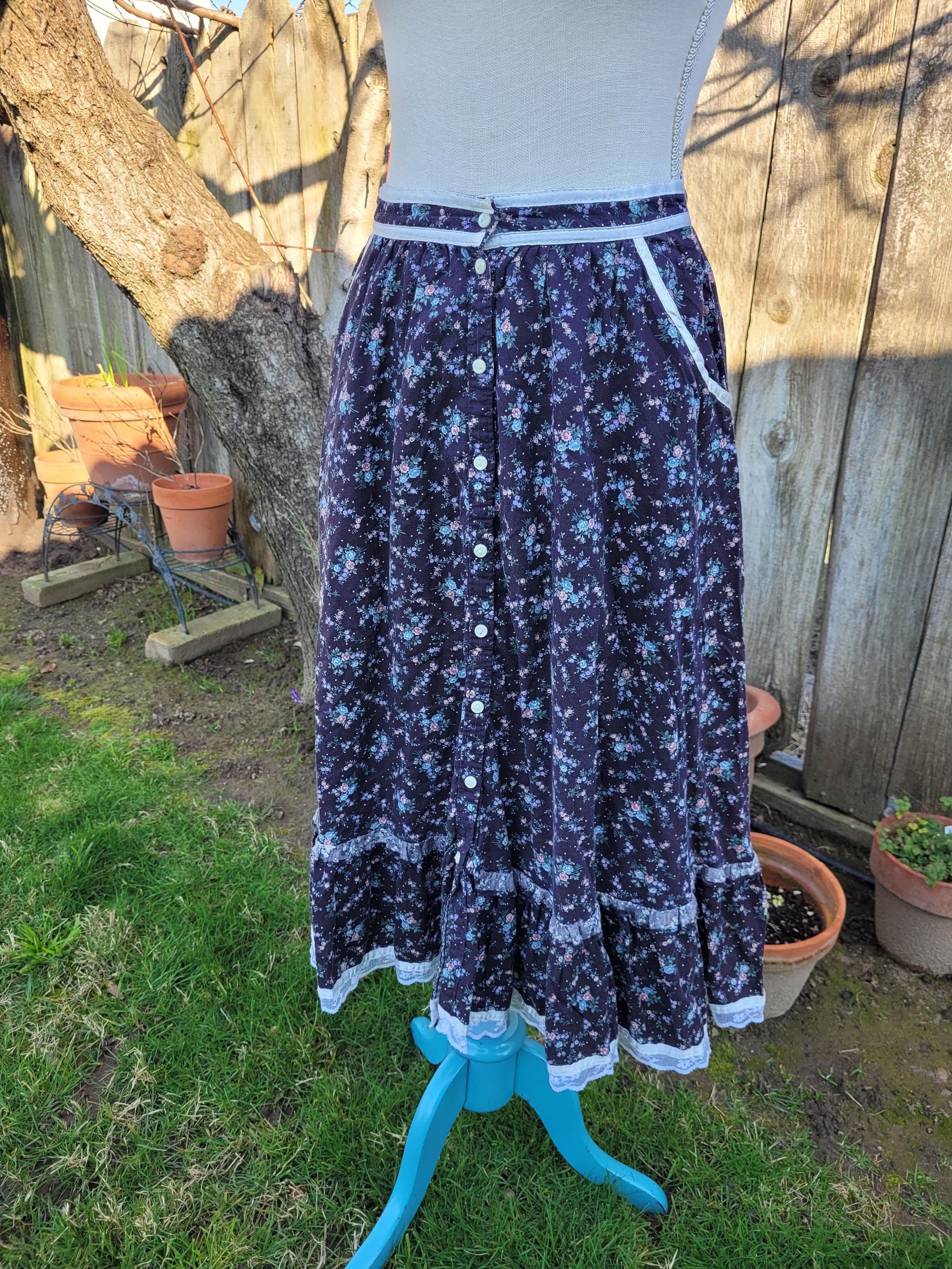 Jessicas Gunnies Skirt - Etsy