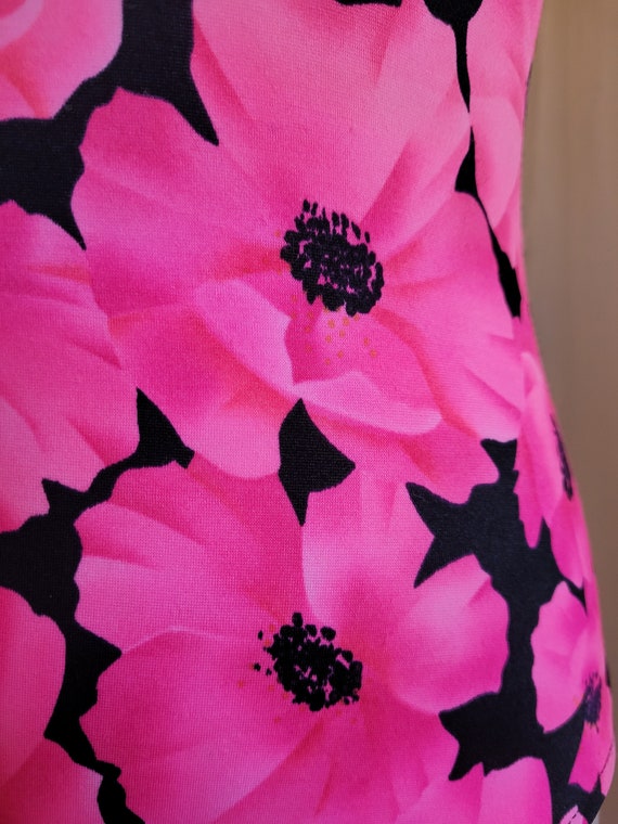 Hot Pink Poppies Vintage 1990's Swimsuit / Size M - image 3