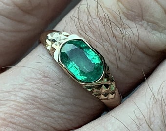 Natural Columbian VS Emerald 14k solid gold ring minimalist gemstone ring womens statement promise ring christmas gift for loved women