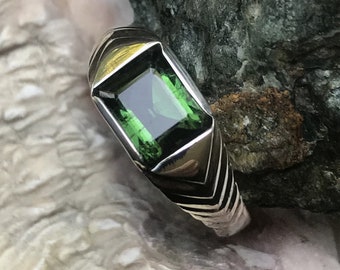 Natural green Tourmaline 925 sterling silver ring womens statement ring minimalist geometric design verdelite gemstone ring gift for her