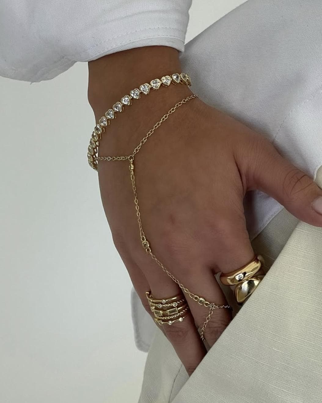 Ring connected to bracelet - Etsy 日本