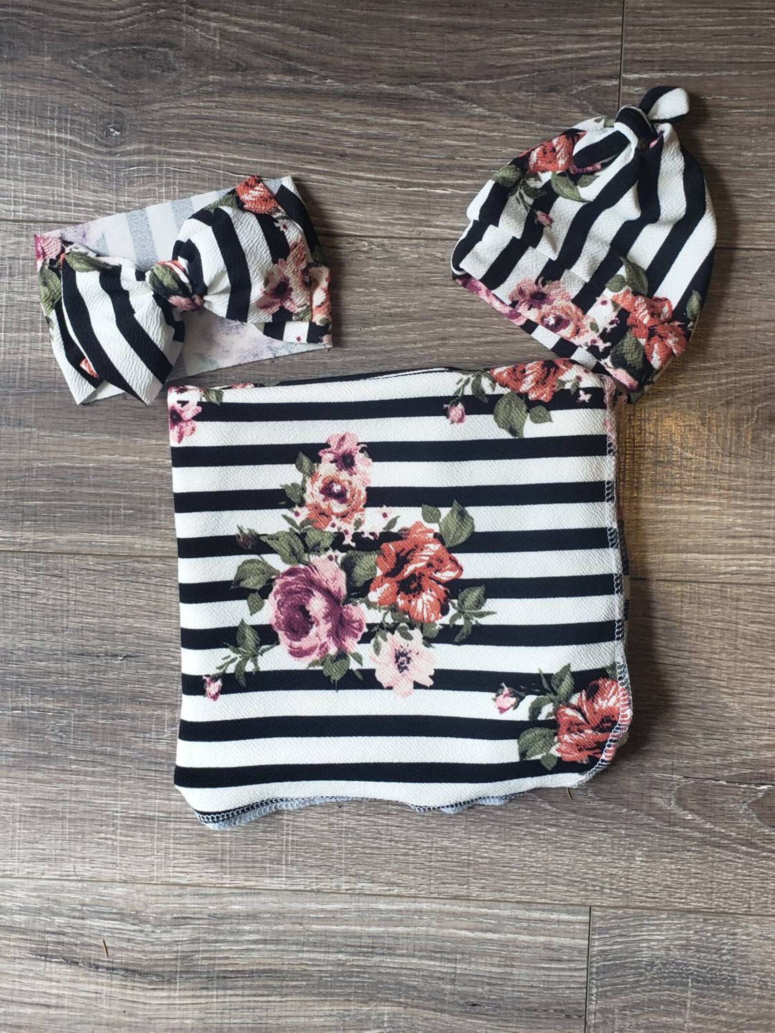 Swaddle Set Swaddle Set Girl Stripped Floral Etsy
