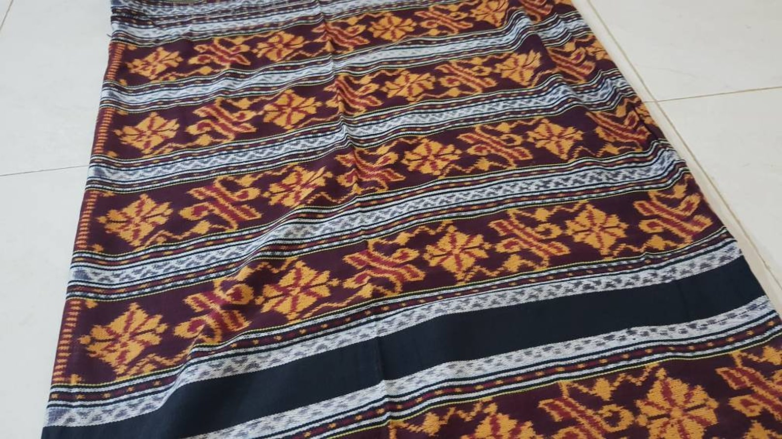 TTS07 Maumere Ikat Woven Indonesian Textile Indonesian