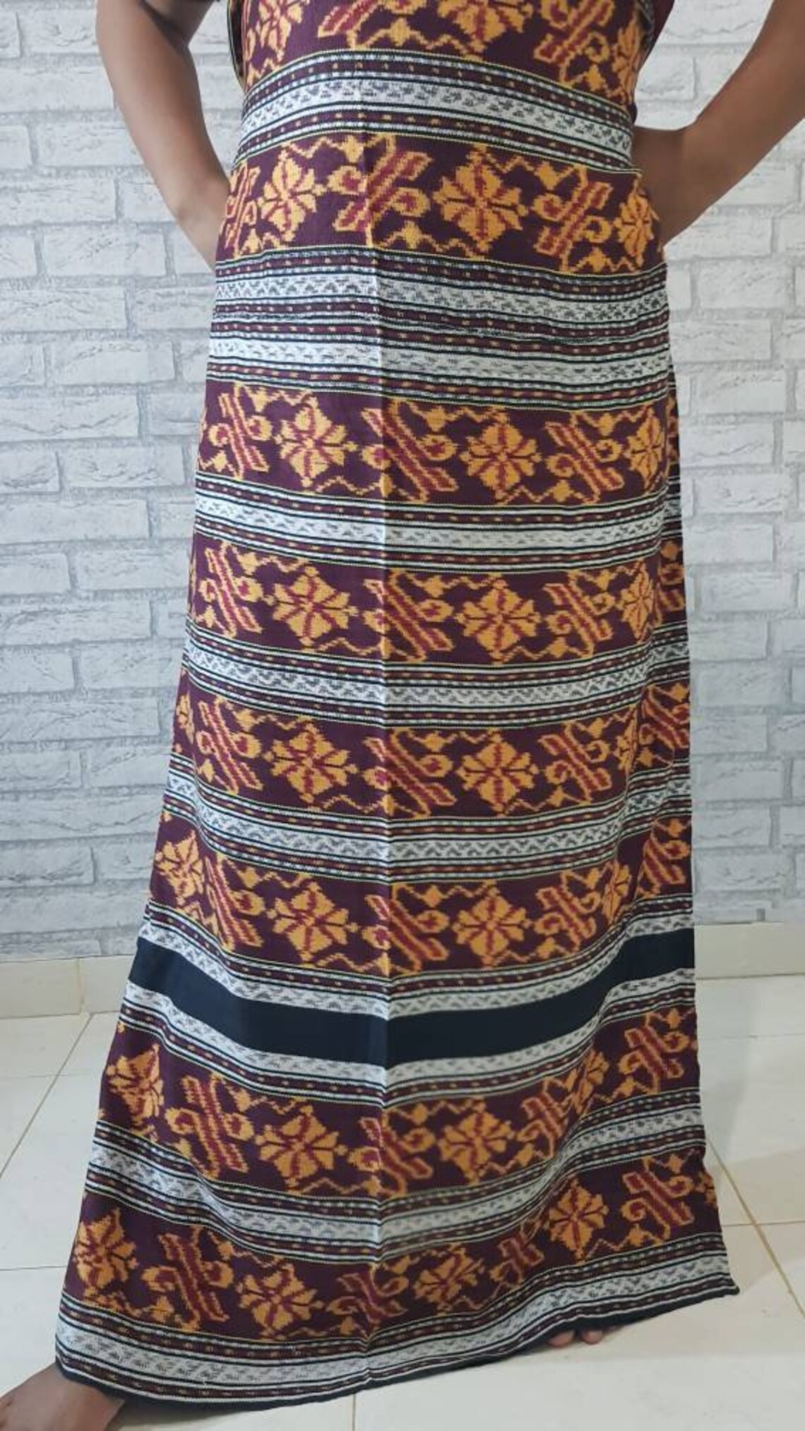 TTS07 Maumere Ikat Woven Indonesian Textile Indonesian