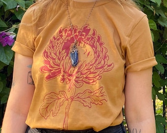 Chrysanthemum Flower Girl T-shirt: Screen-printed Cotton Unisex Tee