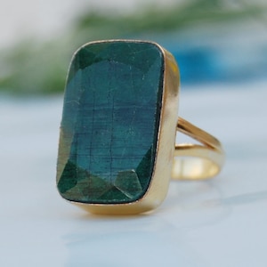 Cushion faceted Raw Green Emerald Gemstone 925 Sterling Silver ring, Green Emerald Gold Rose Gold Fill Ring, Birthstone Ring