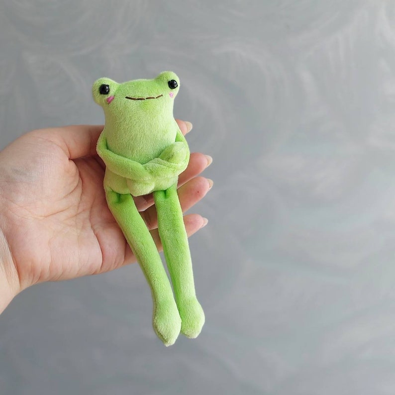 Cute frog Pdf pattern leggy frog sewing tutorial stuffed frog pattern easy pattern plushie pattern image 5