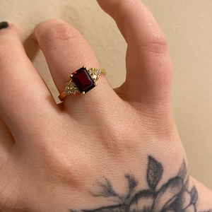 7 x 5 mm natuurlijke granaat achthoekige handgemaakte ring-achthoekige granaatring-sterlingzilveren ring-cadeau voor haar-designerring-januari geboortesteenring