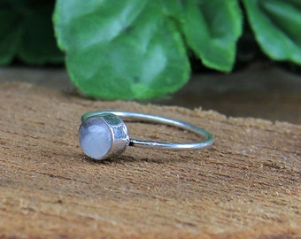 14k Solid Gold/Natural Moonstone Handmade Ring-925 Sterling Silver Ring-Gemstone Ring-Birthstone Ring-White Rainbow Ring-Gift For Her.