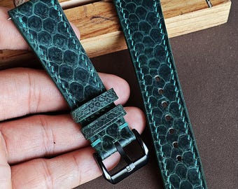 Cinturino per orologio fatto a mano in pelle di serpente verde