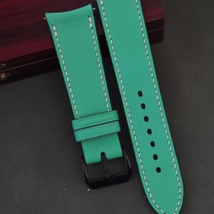 Cinturino per orologio in pelle di struzzo nera / fatto a mano, fodera in pelle pieno fiore naturale conciata al vegetale / 24 mm, 22 mm, 20 mm, 18 mm, personalizzato - Italia