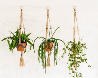 modern vintage look plant hanger, natural jute hanging planter indoor, boho decor, unique housewarming gift idea, xmas gift for couple,