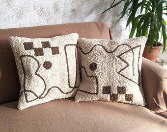 Line art textured pillow cover Ivory modern accent throw pillow case 18x18 decorative pillow Geometric memphis design Housewarming gift