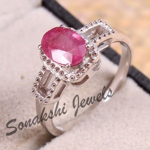 Handemade Design Oval Cut Gemstone Silver Ring 925 Sterling Silver Ruby Gemstone Round Ring Gemstone Jewelry Women&#39;s Anniversary Gift For