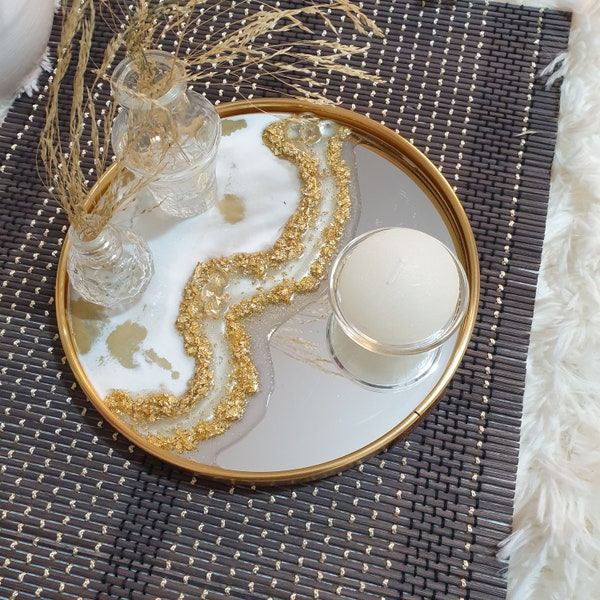 Decorative Tray for Coffee Table set with Decorations Objects, Mirror Resin Tray in White&Gold, Brass Tray Coffee Table, Unique Round Tray