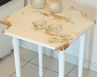 Mesa de centro de mármol con base de madera antigua, mesa auxiliar vintage en color blanco con detalles dorados, mesa epoxi de madera, regalo de bienvenida