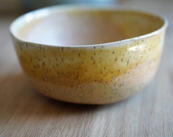 Hand-made very fine ceramic tea bowl in ochre yellow with brown speckles, which is guaranteed to bring a good mood, Ø 11 cm, height 5.5 cm