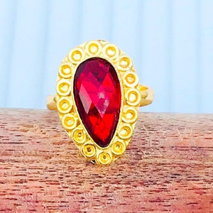 Faceted Garnet Quartz Adjustable Ring - 18K Gold Plated Brass
