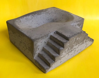 Large Cement Skate Bowl Ashtray - Key Tray - Ash Tray - Cement Ash Tray - Skate Park - Skateboarding Gift - Room Inspo - Skater Gift