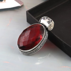 Garnet pendant,Red Gemstone Pendant,Handmade Pendant,Necklace,925 Sterling Silver Pendant,Gift For Her,Women Jewelry,Anniversary Gift