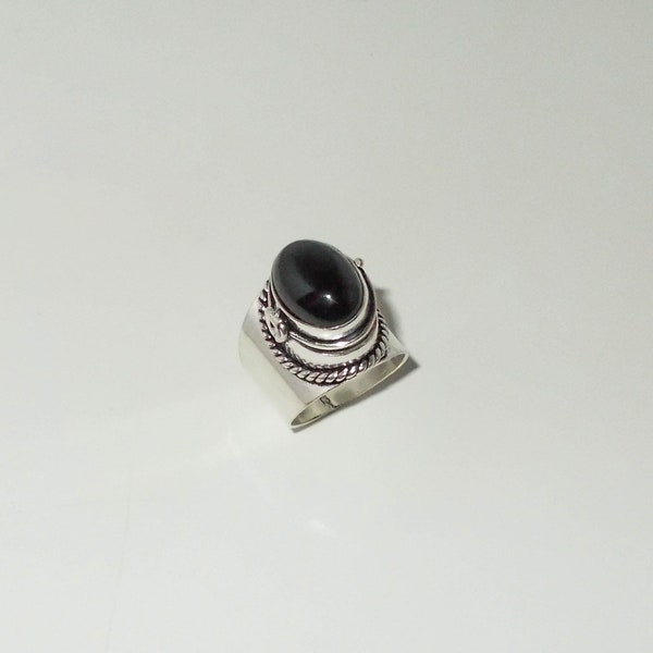 Black Onyx Ring, Poison ring, Statement Ring, Gamestone Ring, 925 Sterling Silver Ring, Gift For Her, Women Jewelry, Secret Massage Box