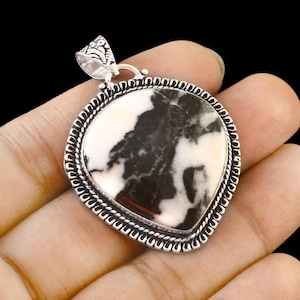 Colgante de turquesa de búfalo natural, hecho a mano, con forma de corazón, de plata de ley 925, ideal como regalo de aniversario.