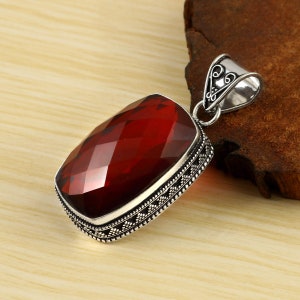 Garnet Cut pendant,Red Gemstone Pendant,Handmade Pendant,Necklace,925 Sterling Silver Pendant,Gift For Her,Women Jewelry,Anniversary Gift