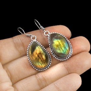 Natural Labradorite Earring,Handmade Earring,Labradorite Earring,925 Sterling Silver Earring,Gift For Her,Women Jewelry,Birthday Gift