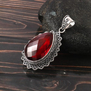 Garnet pendant,Red Gemstone Pendant,Handmade Pendant,925 Sterling Silver Pendant,Gift For Her,Women Jewelry,Birthday Gift,Gift For Dad