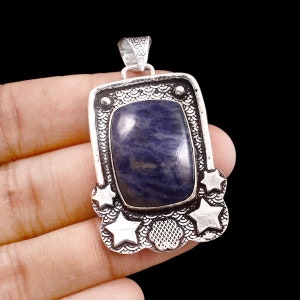 Colgante de sodalita colgante hecho a mano colgante de piedras preciosas colgante de sodalita ovalada 925 colgante de plata de ley regalo para su regalo de aniversario