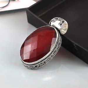 Garnet pendant,Red Gemstone Pendant,Handmade Pendant,Necklace,925 Sterling Silver Pendant,Gift For Her,Women Jewelry,Anniversary Gift