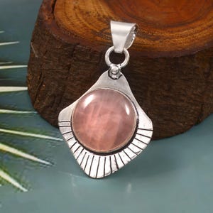 Pendentif en quartz rose, Pendentif fait main, Pendentif pour femme, Pendentif en argent sterling 925, Quartz rose rose, Cadeau pour elle, Cadeau d&#39;anniversaire