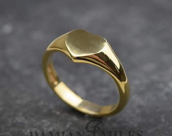 Heart shape, 9ct gold, Signet Ring.