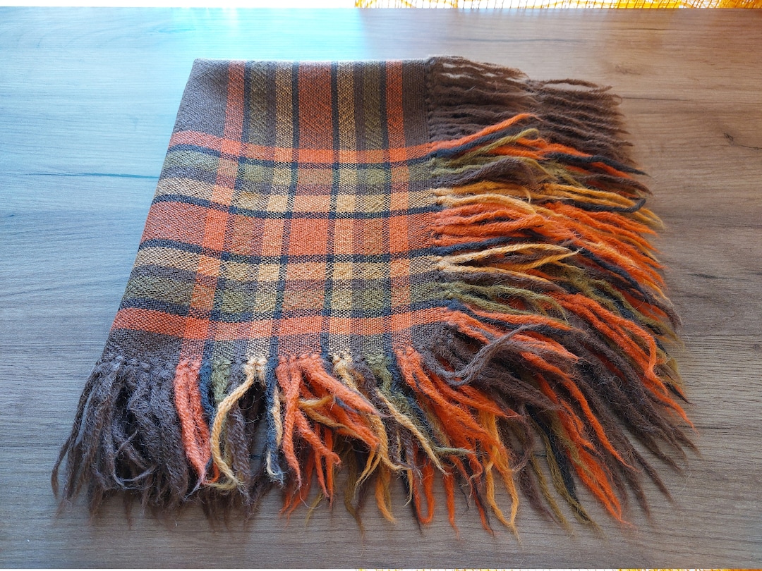 Vintage Handwoven Wool Table Mat, Kitchen Table Topper, Retro