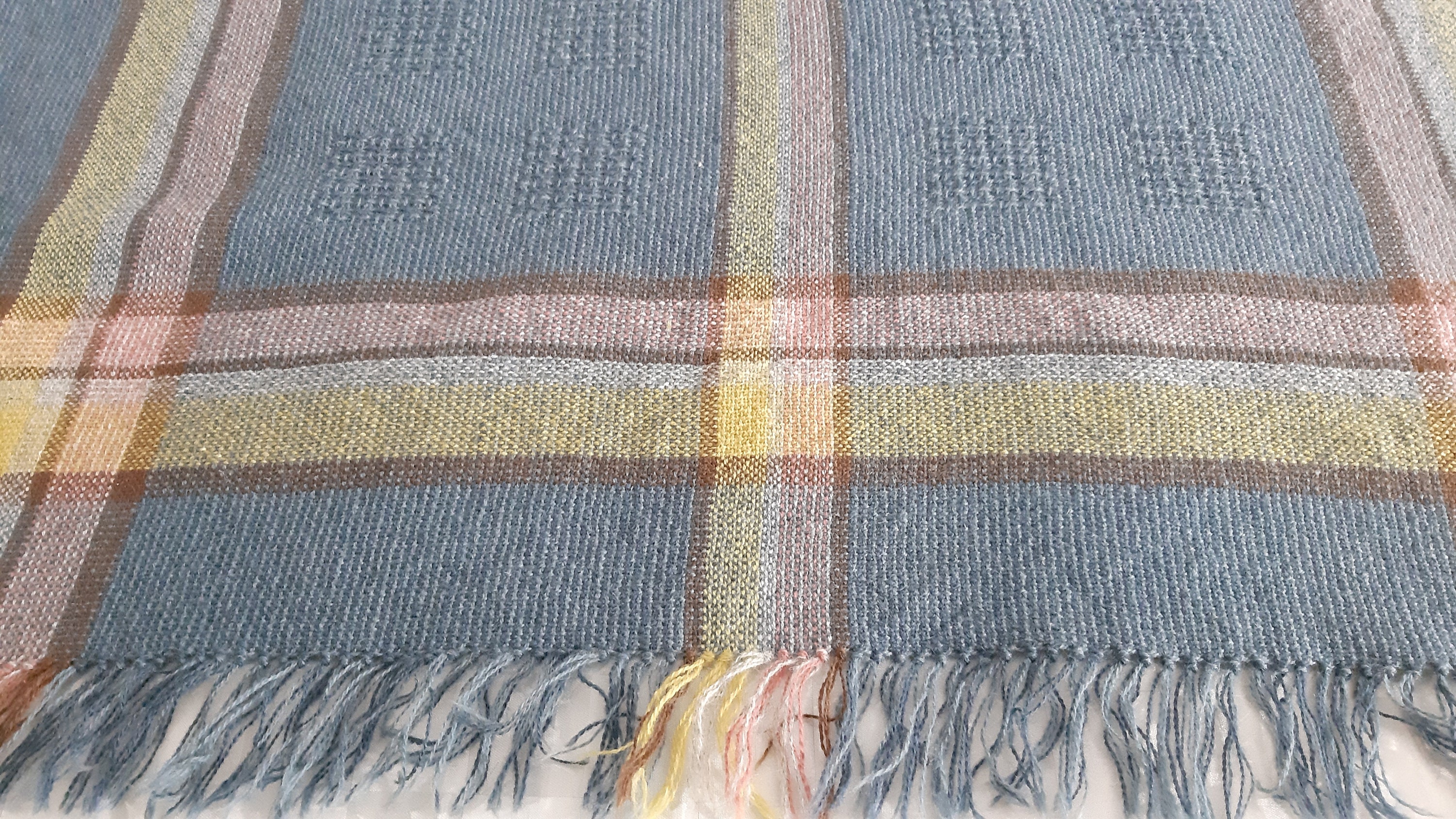 Vintage Woven Wool Tablecloth With Fringes Kitchen Etsy UK