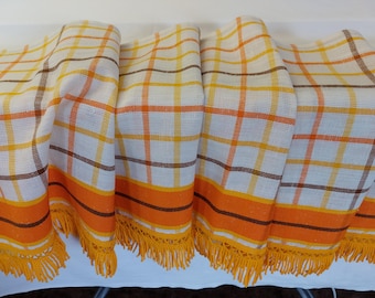 Vintage Plaid Acrylic Cafe Curtain: Retro Kitchen Valance