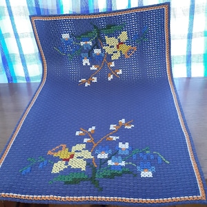 Hecho a mano cruz punto Floral Vintage algodón escandinavo - lana gruesa azul amarillo verde verde blanco mero de mesa decoración de mesa (6)