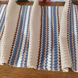 Handwoven Scandinavian cotton Beige blue white vintage table runner, vintage handmade table runner, woven table runner, vintage textiles (1)