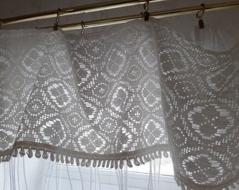 2 Pieces vintage Crochet valance curtains , Valance curtains, room valance, kitchen valance, white valance, white cafe curtains (3)
